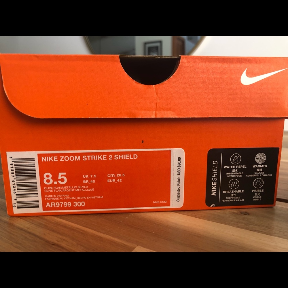 Nike Zoom Strike 2 Shield Men's Running Shoe. 8.5 - Picture 3 of 8